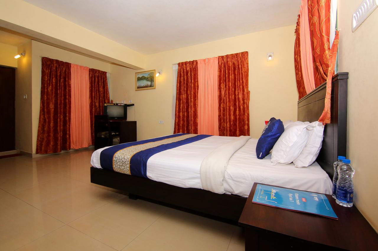 Oyo 4651 Woodpecker Resort Munnar Dış mekan fotoğraf